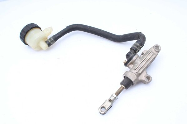 Takajarrupumppu Yamaha XJ 900 F Strider 31A 83-84