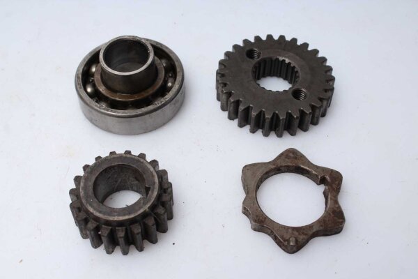 Sekoitettu erä vaihteita laakerit 6206 Kawasaki GPZ 550 Unitrak KZ550B/H 82-83