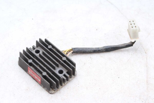 Tasasuuntaajan jännitteensäätimen vaihtaja SH530-12 Kawasaki Z 550 F KZ550B/A 82-84