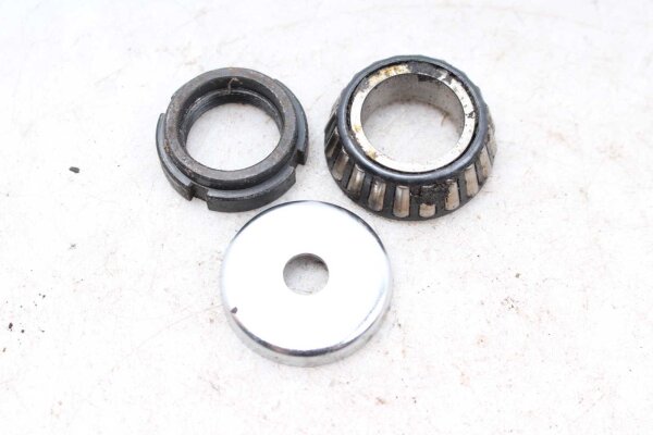 Ohjauspään laakerin aluslevyjen haarukkasilta ylhäällä Kawasaki GPX 600 R ZX600C1-C5 88-92