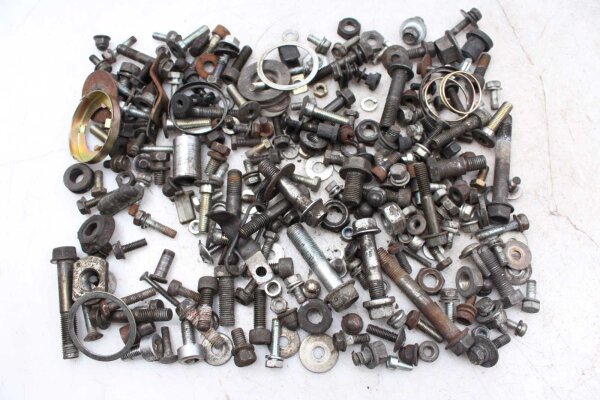 Konvolut Restteile Divers Kawasaki Z 550 F KZ550B/A 82-84