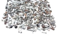 Sekalainen erä Jäljelle jääneet osat Sukeltajat Tuntematon Sekalainen erä