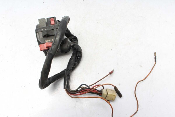 Ohjaustangon kytkimen ohjaustangon kiinnitys vasemmalla Kawasaki GPZ 1100 ZXT10E/E 95-98