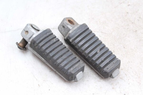 Voetsteun achter Kawasaki GPZ 550 Unitrak ZX550A 84-89