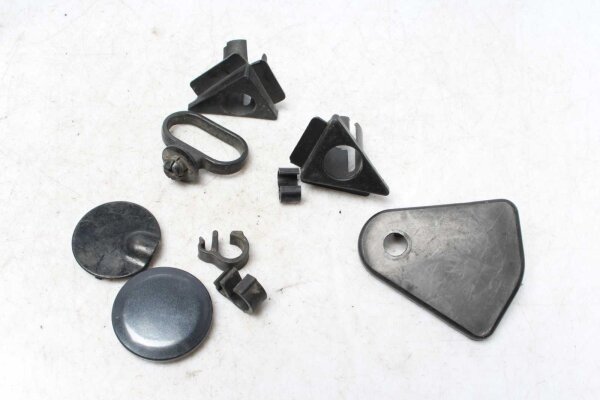 Lotto misto di parti rimanenti Kawasaki GPX 600 R ZX600C1-C5 88-92