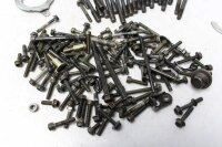 Sekoitettu paljon jäljellä olevia osia Suzuki GSX-R 750 GR7DB 96-97