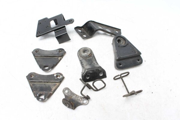 Sekoitettu paljon jäljellä olevia osia Kawasaki GPX 600 R ZX600C1-C5 88-92