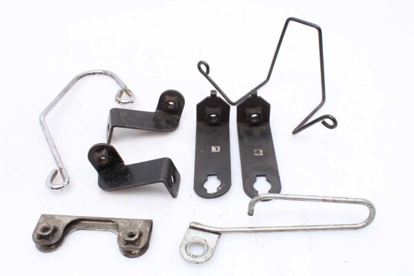 Sekoitettu paljon jäljellä olevia osia Kawasaki GPZ 1000 RX ZXT00A 86-87