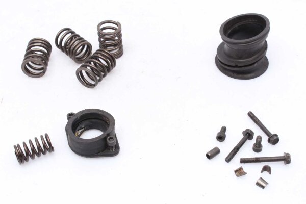 Mixed lot of remaining parts Kawasaki GPZ 750 Unitrak ZX750A3 83-85