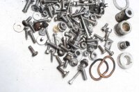 Lotto misto di parti rimanenti Triumph Street Triple 675...