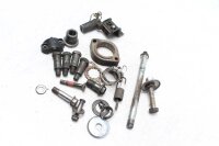 Sekoitettu paljon jäljellä olevia osia Kawasaki GPX 600 R ZX600C1-C5 88-92