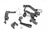 Sekoitettu paljon jäljellä olevia osia Kawasaki...