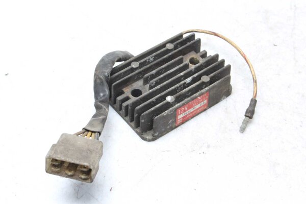 Tasasuuntaajan säädin Kawasaki Z 750 E KZ750E/E 80-82