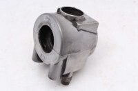 Ohjaustangon kytkimen ohjaustangon kiinnitys oikealla...