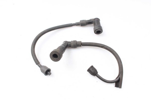Spark plug connector ignition cable on the right Kawasaki Z 750 L KZ750E/L 81-84