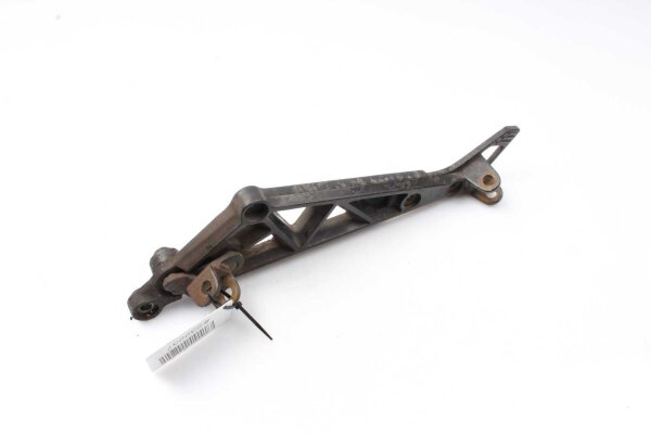 Footrest retaining plate on the left Kawasaki GPZ 750 Unitrak ZX750A3 83-85