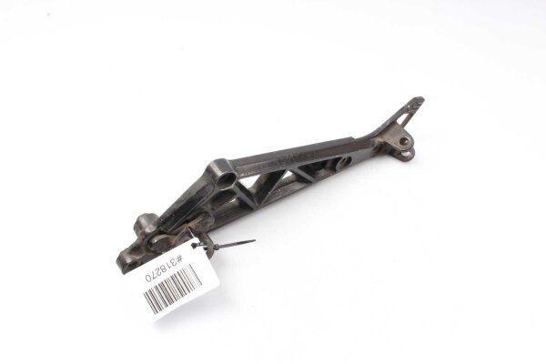 Footrest retaining plate on the left Kawasaki GPZ 750 Unitrak ZX750A3 83-85