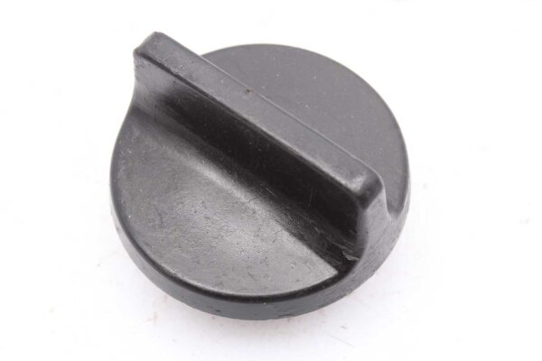 Filler neck cover closure Kawasaki GPZ 1100 Unitrak KZT10B-B 83-85