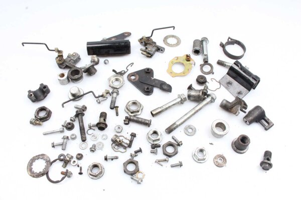 Konvolut Restonderdelen Kawasaki Onbekend