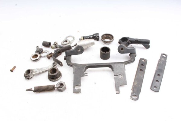 Sekoitettu paljon jäljellä olevia osia Unbekannt Konvolut