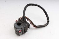 Ohjaustangon kytkimen ohjaustangon kiinnitys vasemmalla...