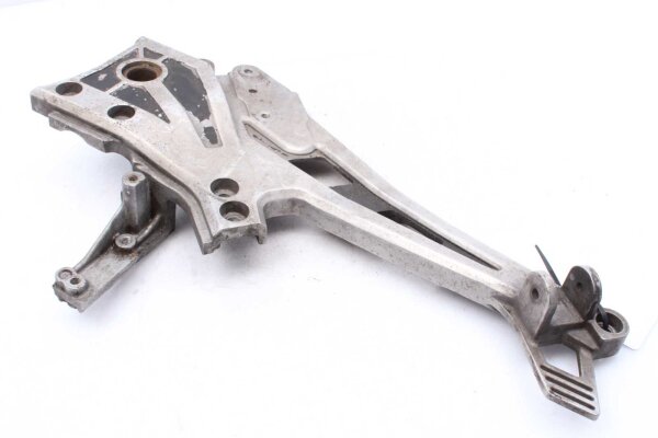 Fodstøttens holdeplade til højre Kawasaki GPZ 900 R ZX900A/1-6 84-89