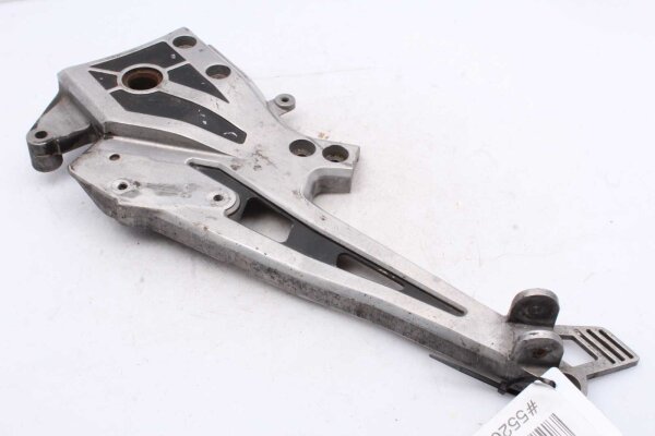 Jalkatuen kiinnityslevy vasemmalla Kawasaki GPZ 900 R ZX900A/1-6 84-89