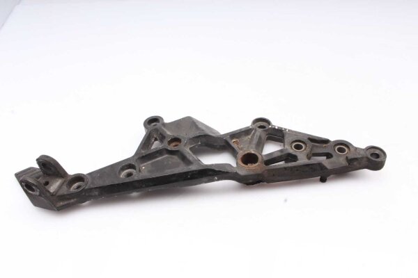 Oikealla jalkatuen kiinnityslevy Kawasaki Z 750 Turbo ZX750E 84-85