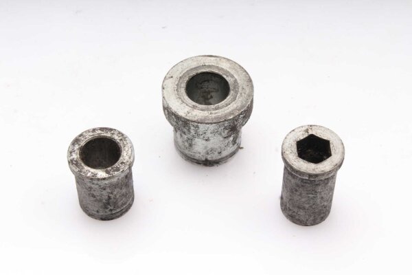 Achse Halter vorn Kawasaki GPZ 900 R ZX900A/1-6 84-89