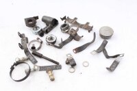 Sekoitettu paljon jäljellä olevia osia Kawasaki...