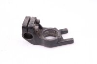 Ohjaustangon pidikkeen oikea Kawasaki GPZ 750 ZX750A1-A2...