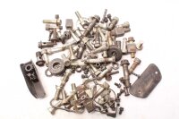 Lote mixto de piezas restantes. Kawasaki GPZ 900 R...