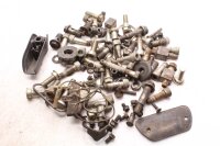 Lote mixto de piezas restantes. Kawasaki GPZ 900 R...