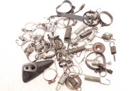 Lote mixto de piezas restantes. Kawasaki GPZ 900 R...