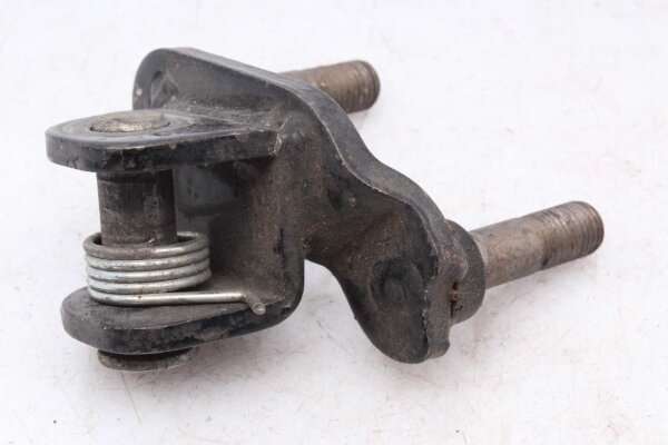 Piastra fissaggio pedana anteriore sinistra Kawasaki GPZ 750 Unitrak ZX750A3 83-85