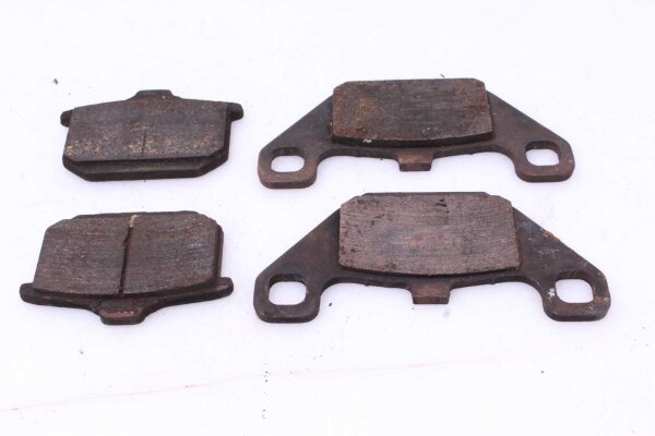 Edessä suojakansi Kawasaki GPZ 1100 Unitrak KZT10B-B 83-85