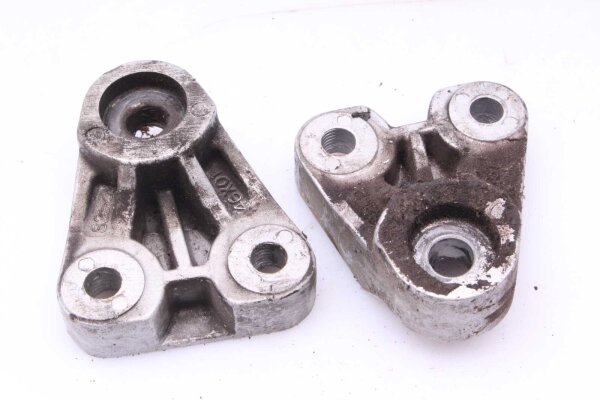 Footrest mounting plate front left right Yamaha FZR 600 3HE 89-93