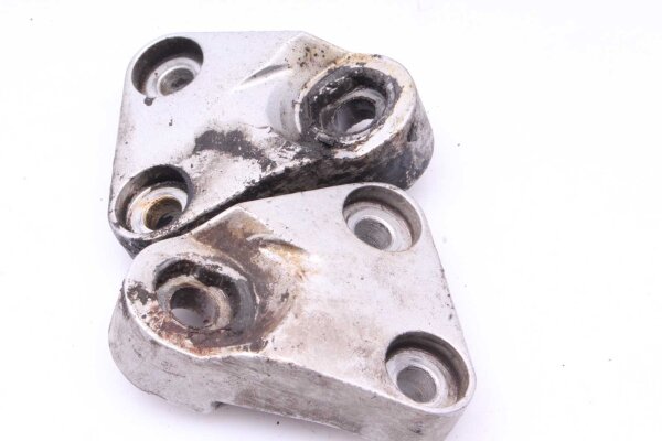 Placa de retención del reposapiés delantero izquierdo derecho Yamaha FZR 600 3HE 89-93