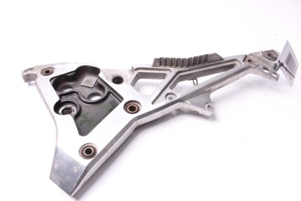 Jalkatuen kiinnityslevy vasemmalla Yamaha FJ 1200 3CW 88-90