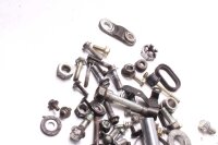 Sekoitettu paljon jäljellä olevia osia Yamaha FJ 1200 3CW 88-90