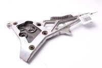 Fotstödets fästplatta till vänster Yamaha...