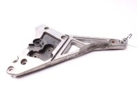 Fotstödets fästplatta till vänster Yamaha...