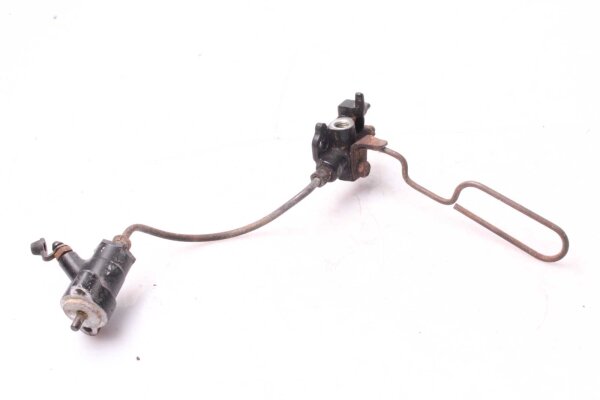 Jarrusatulan vaijerin ohjain edessä vasemmalla Kawasaki GPZ 750 Unitrak ZX750A3 83-85