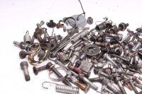 Lote mixto de piezas restantes. Kawasaki GPZ 900 R...