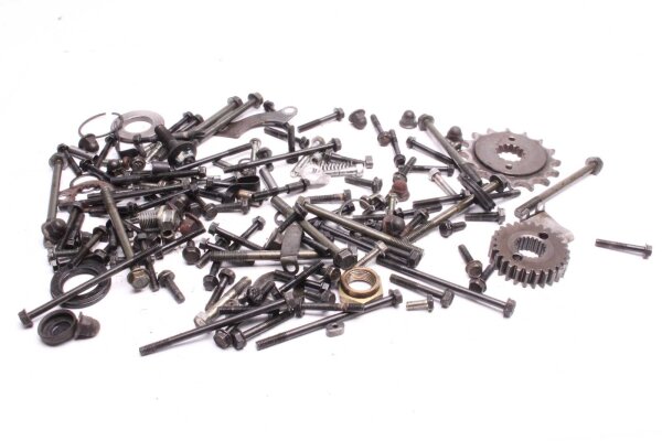 Lot of remaining engine parts Kawasaki GPZ 550 Unitrak ZX550A 84-89