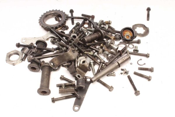 Lotto misto di parti rimanenti viti Yamaha FJR 1300 RP04 01-02