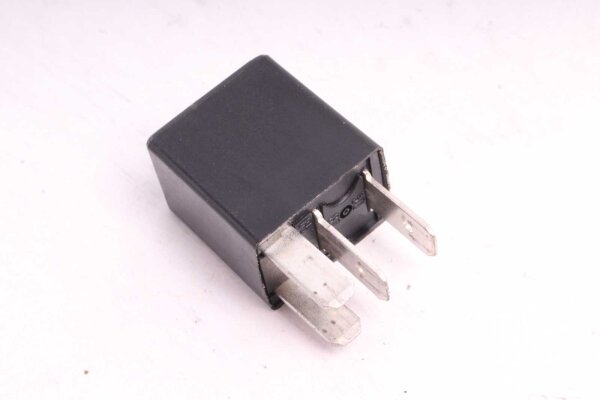 Interrupteur magnétique à relais BMW K 1100 RS K589 0522 92-96