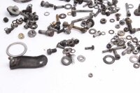 Sekoitettu paljon jäljellä olevia osia BMW R 100 GS 247E 0473 86-96