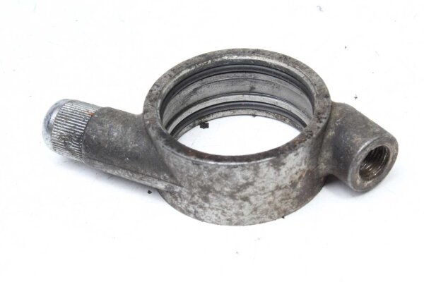 La gamba della forcella si tuffa verso destra Yamaha XV 750 Virago 4FY 92-94