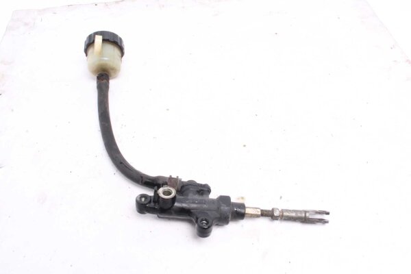 Bomba de freno trasero Yamaha FZ 750 Genesis 2KK 87-90